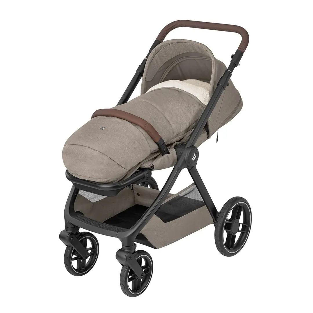 Maxi Cosi Oxford Pushchair 7 Pieces Essential Bundle - Twillic Truffle