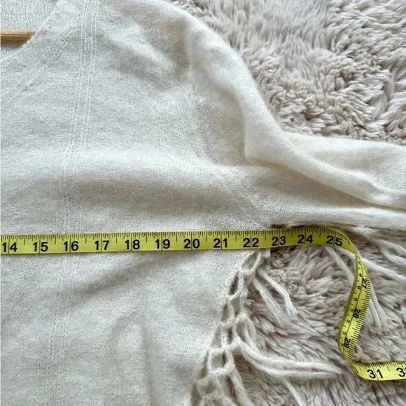 Mes Demoiselles x Revolve Aya Sweater Poncho size 1 cream