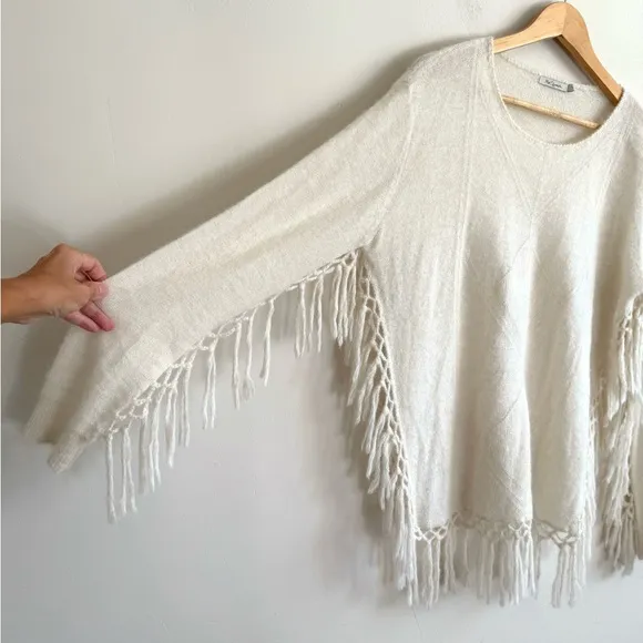 Mes Demoiselles x Revolve Aya Sweater Poncho size 1 cream
