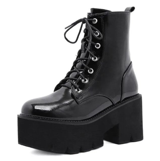 New Fashion Martin Boots Women Platform Shoes Rivet Belt