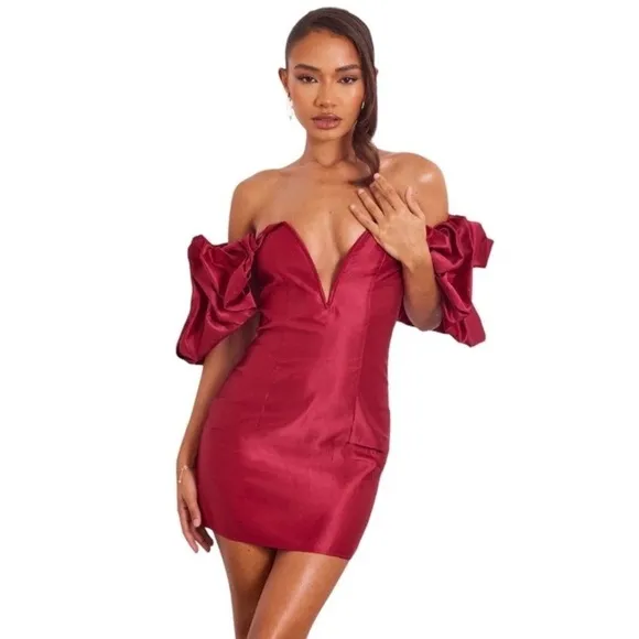 Nwt Pretty Little Thing Satin Ruffle Low Cut Mini Dress Burgundy Size 8