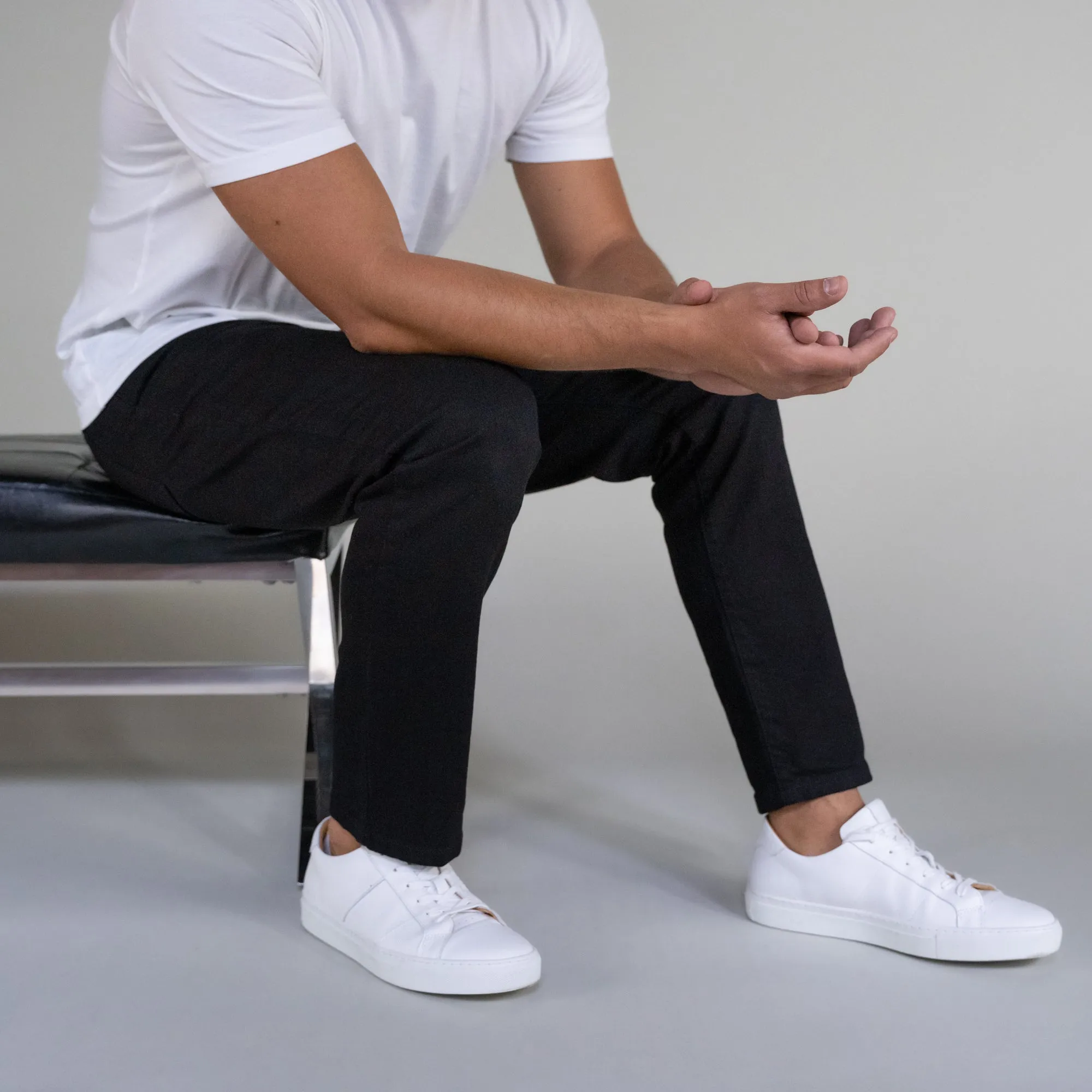 Premium Italian Denim Skinny Fit - Black