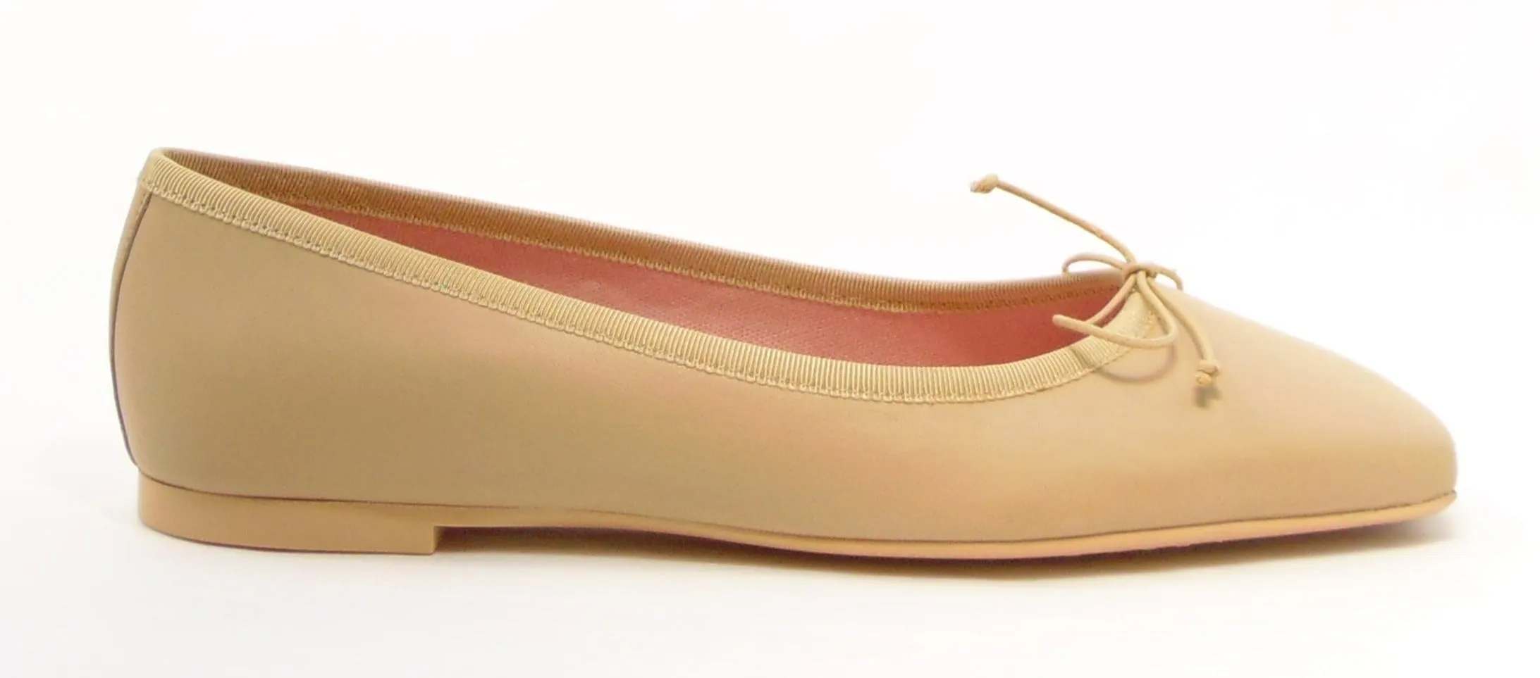Pretty Ballerinas Camille