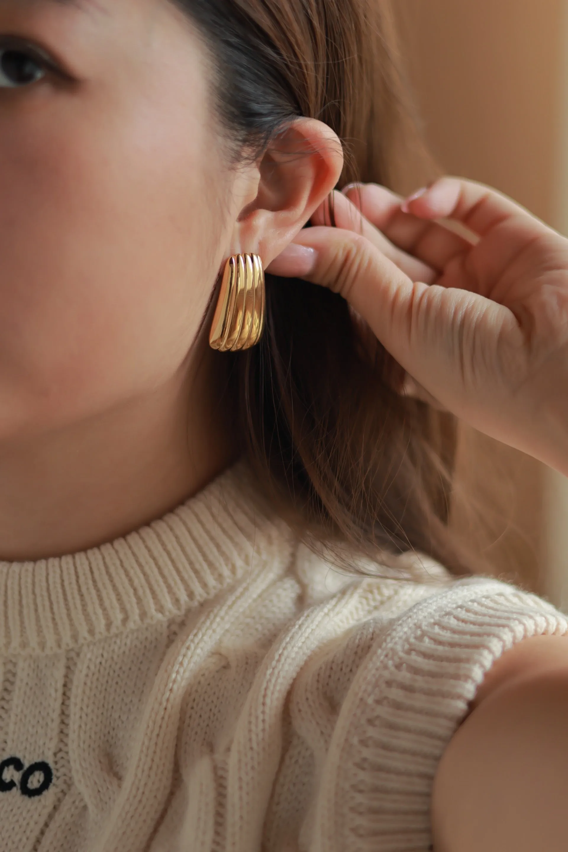 Ribbed Rectangle Studs