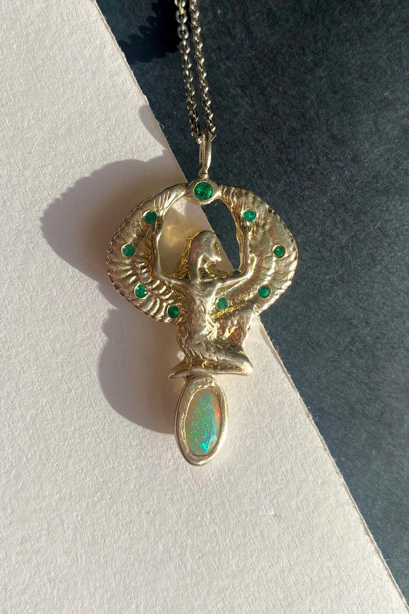 SAHU: The Spiritual Body Necklace