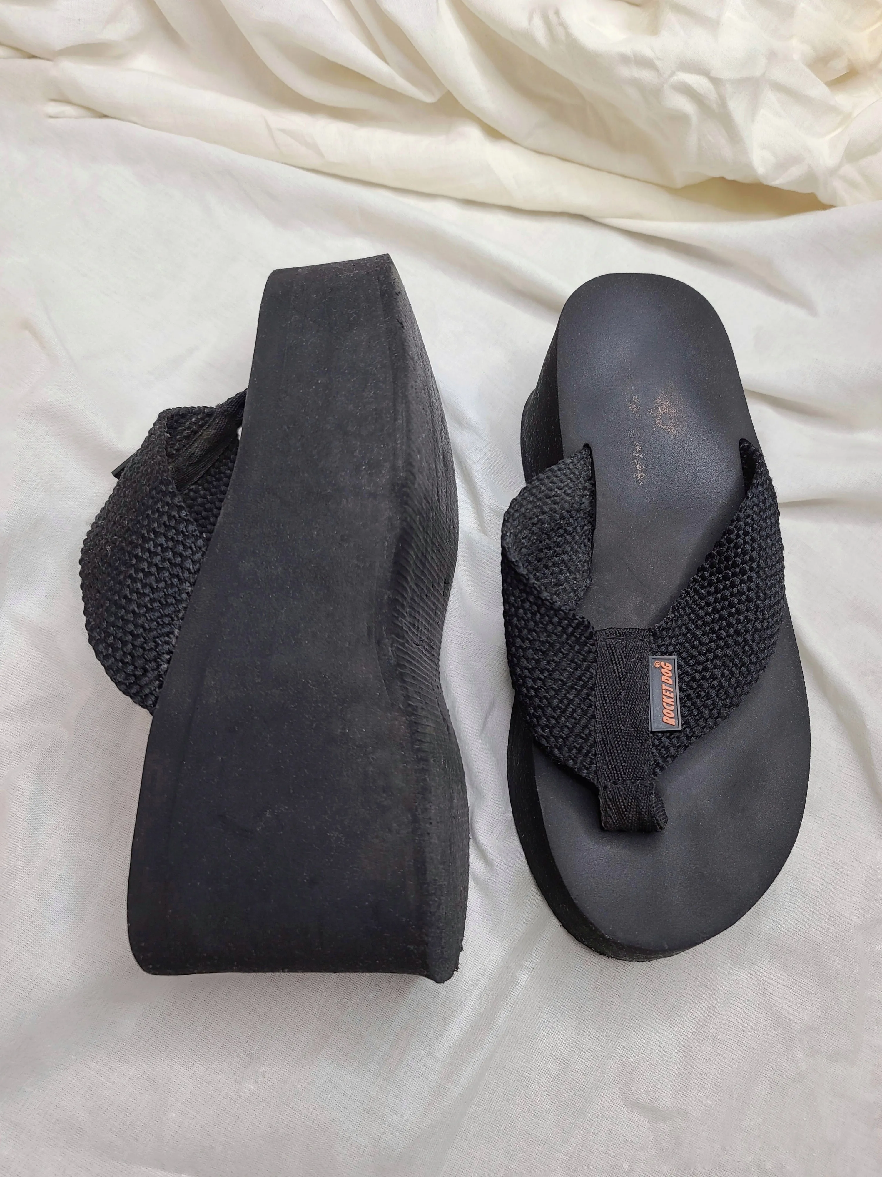 Sandales plateformes 90s noires