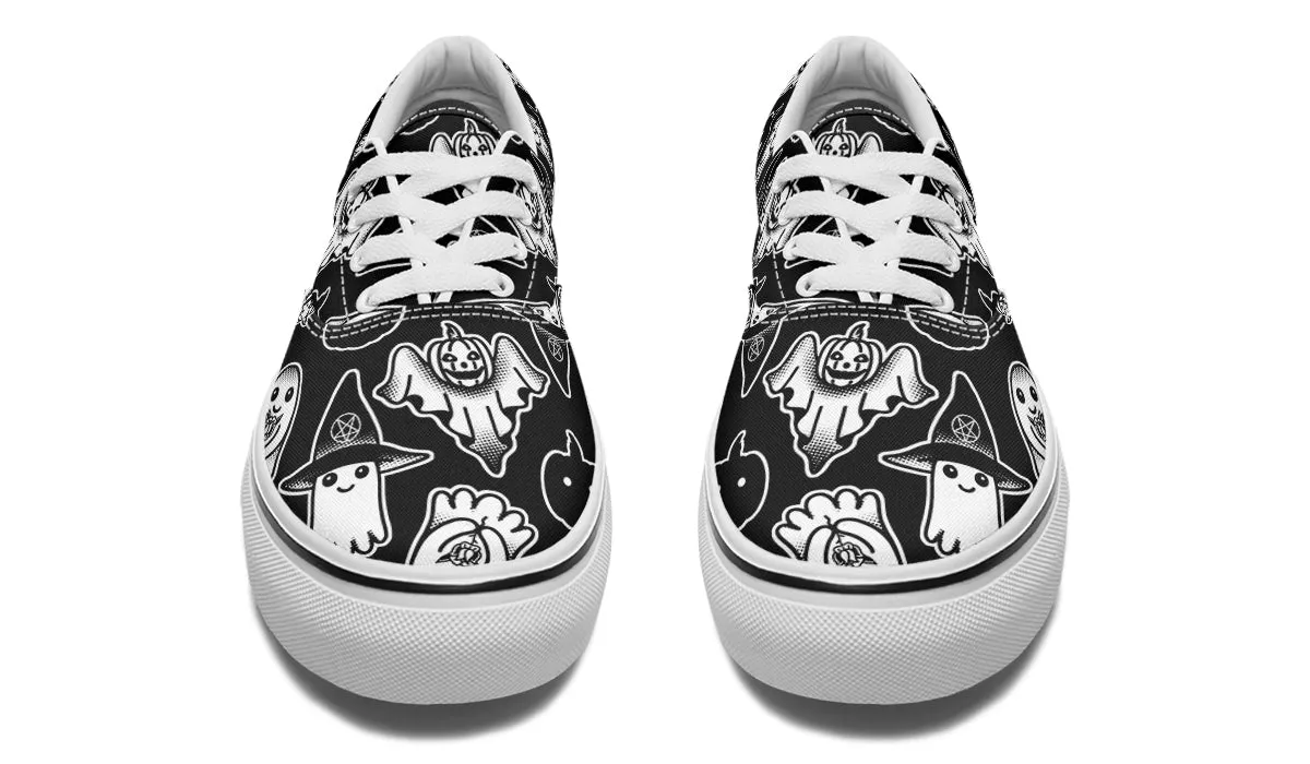 Spooky Ghost Classic Shoes