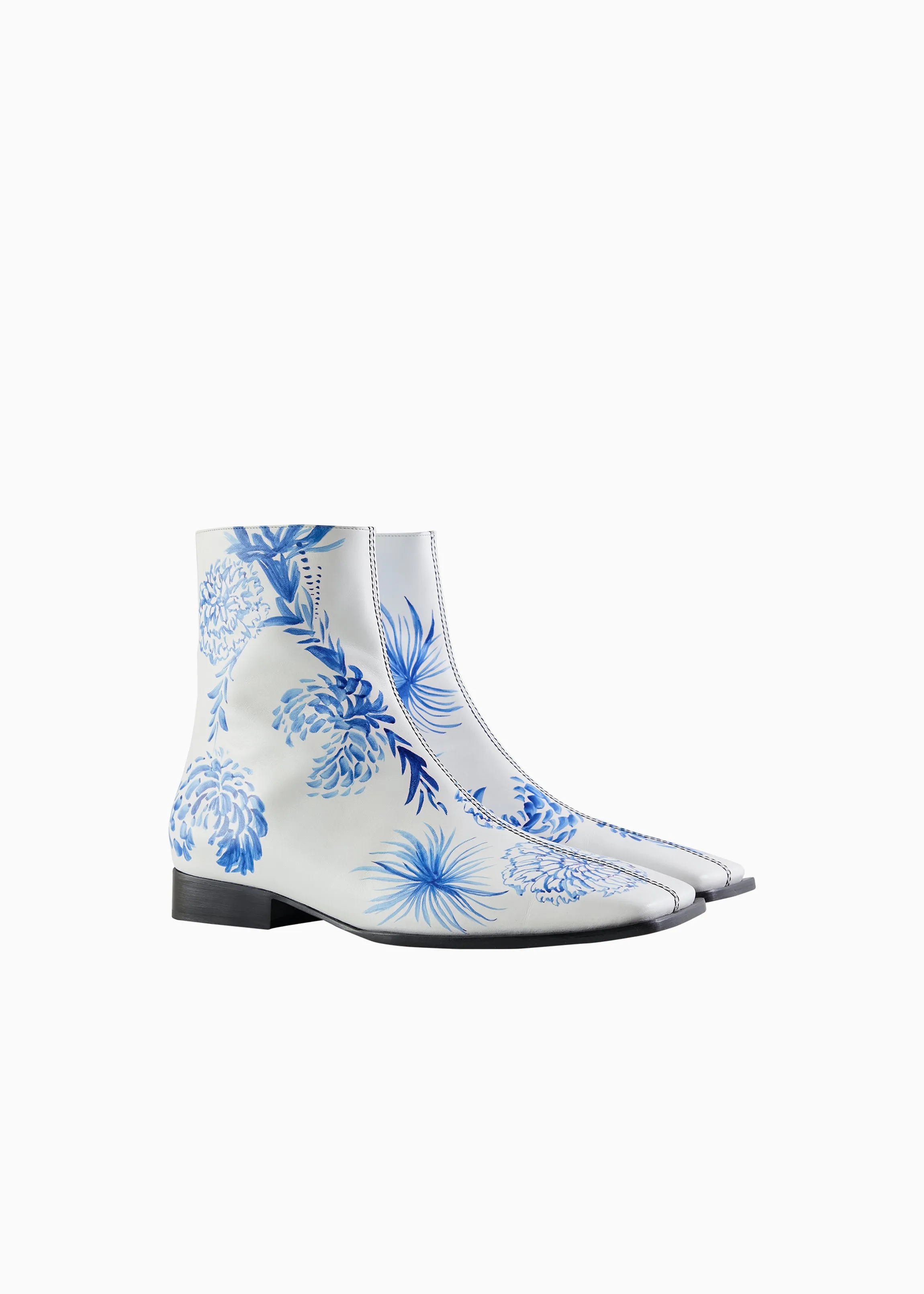 Square boot