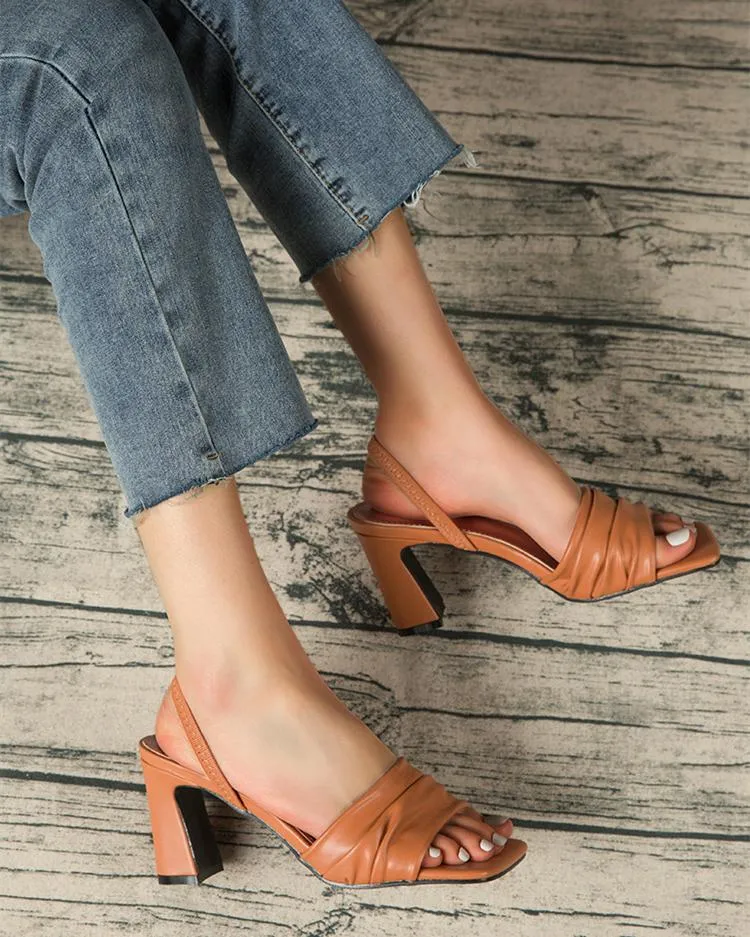 Square Toe Strap Back Sandals - Brwon