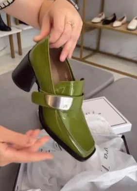 Square toe thick heel leather shoes