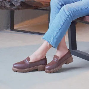 Stylish Loafers with Chunky Soles - brown