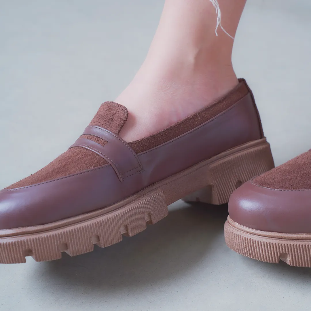 Stylish Loafers with Chunky Soles - brown
