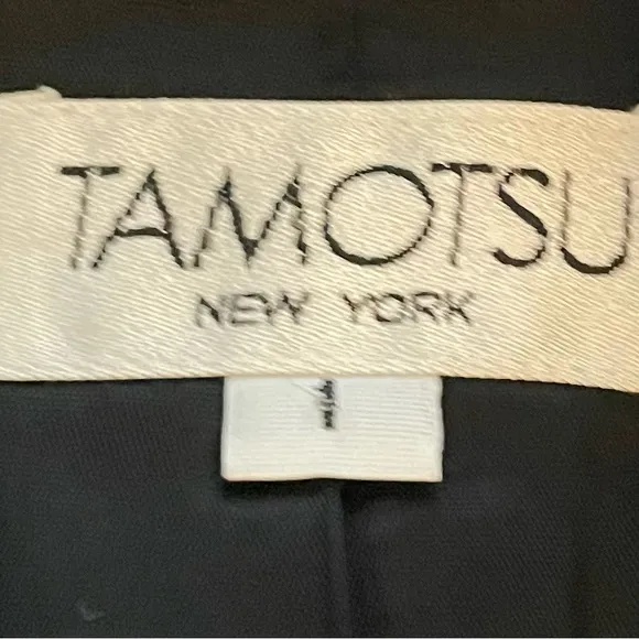 Tamotsu Vintage Y2K black with white detailing crepe 3 buttons blazer, size 1X