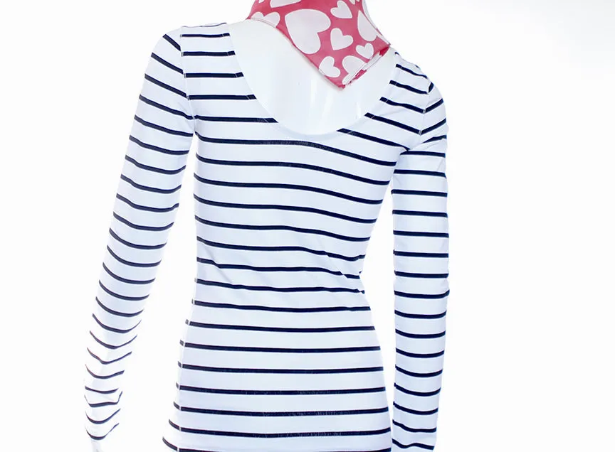 Text on t-shirt  - Paris - Je t'aime - White Black Stripes