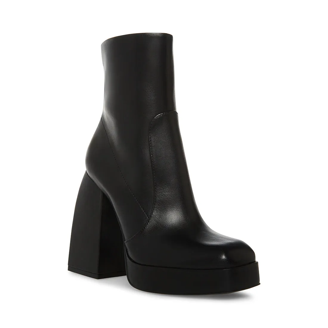 TRINA BLACK LEATHER - SM REBOOTED