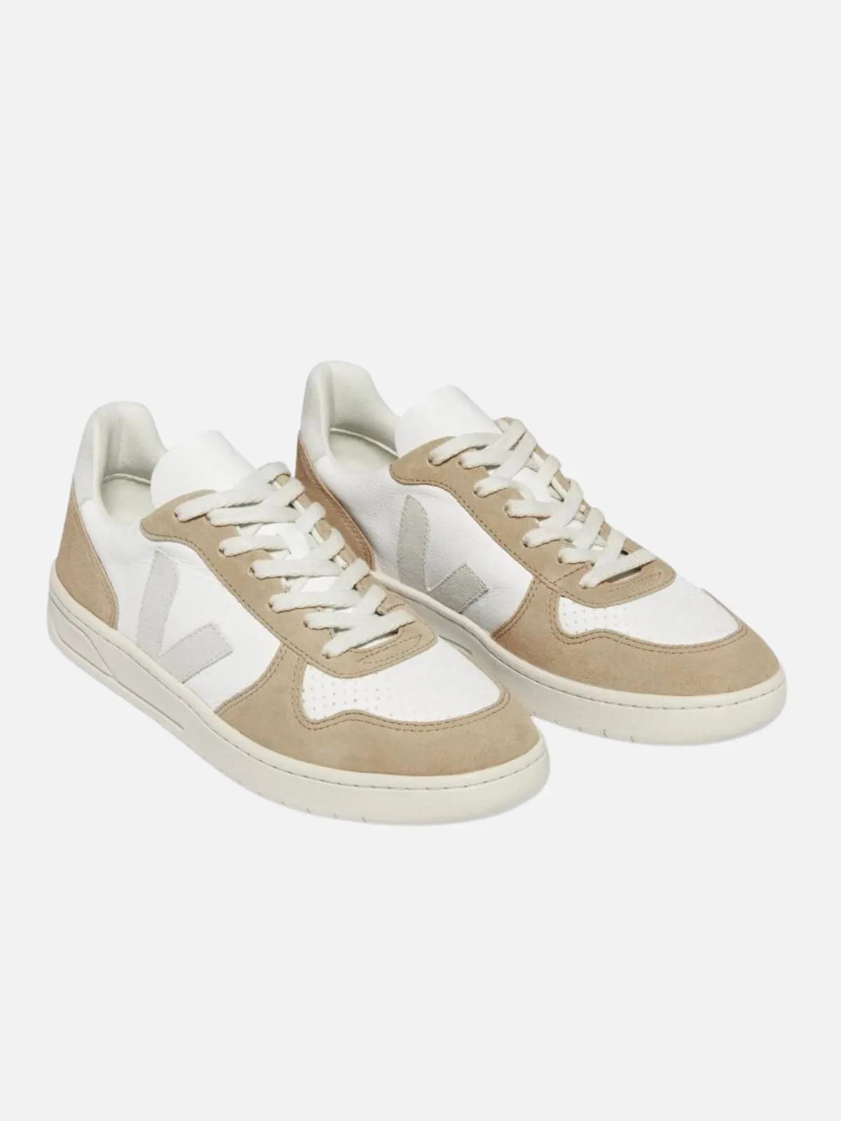 VEJA V-10 Chromefree Leather - Extra White Natural Sahara