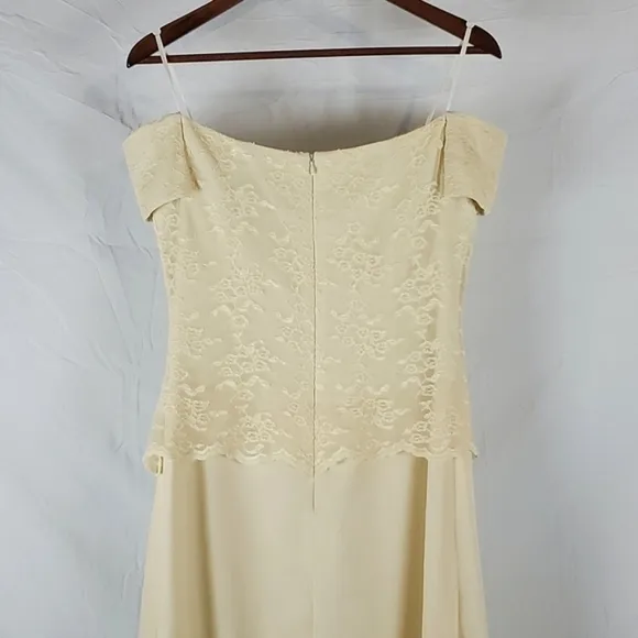 Vintage 90s Cachet Cream Lace Formal Dress