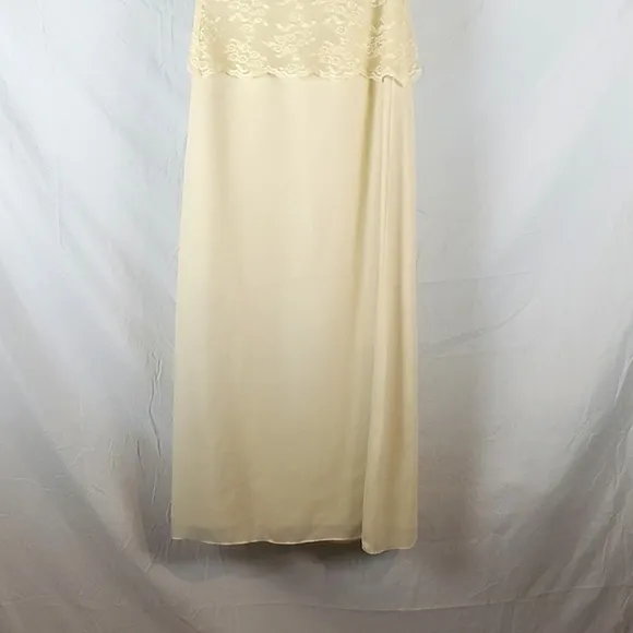 Vintage 90s Cachet Cream Lace Formal Dress