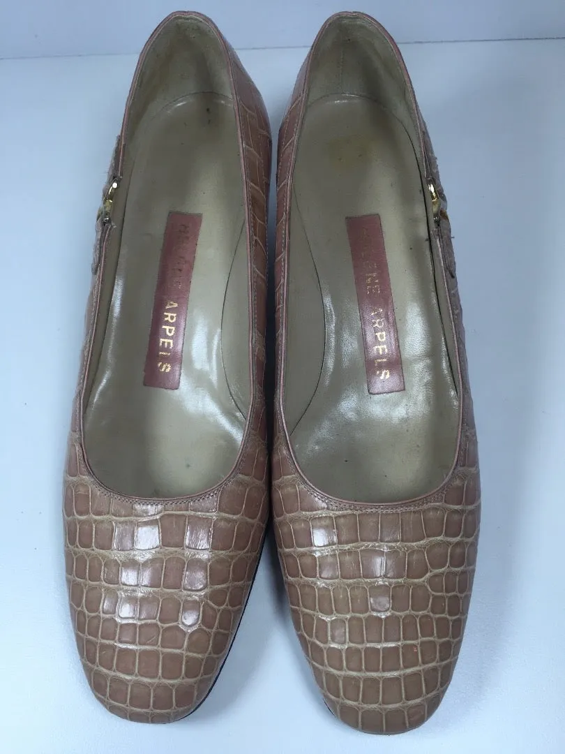 VINTAGE Circa 1960s Helene Arpels Pink Croc Shoes with Gold Detail Size 7 1/2