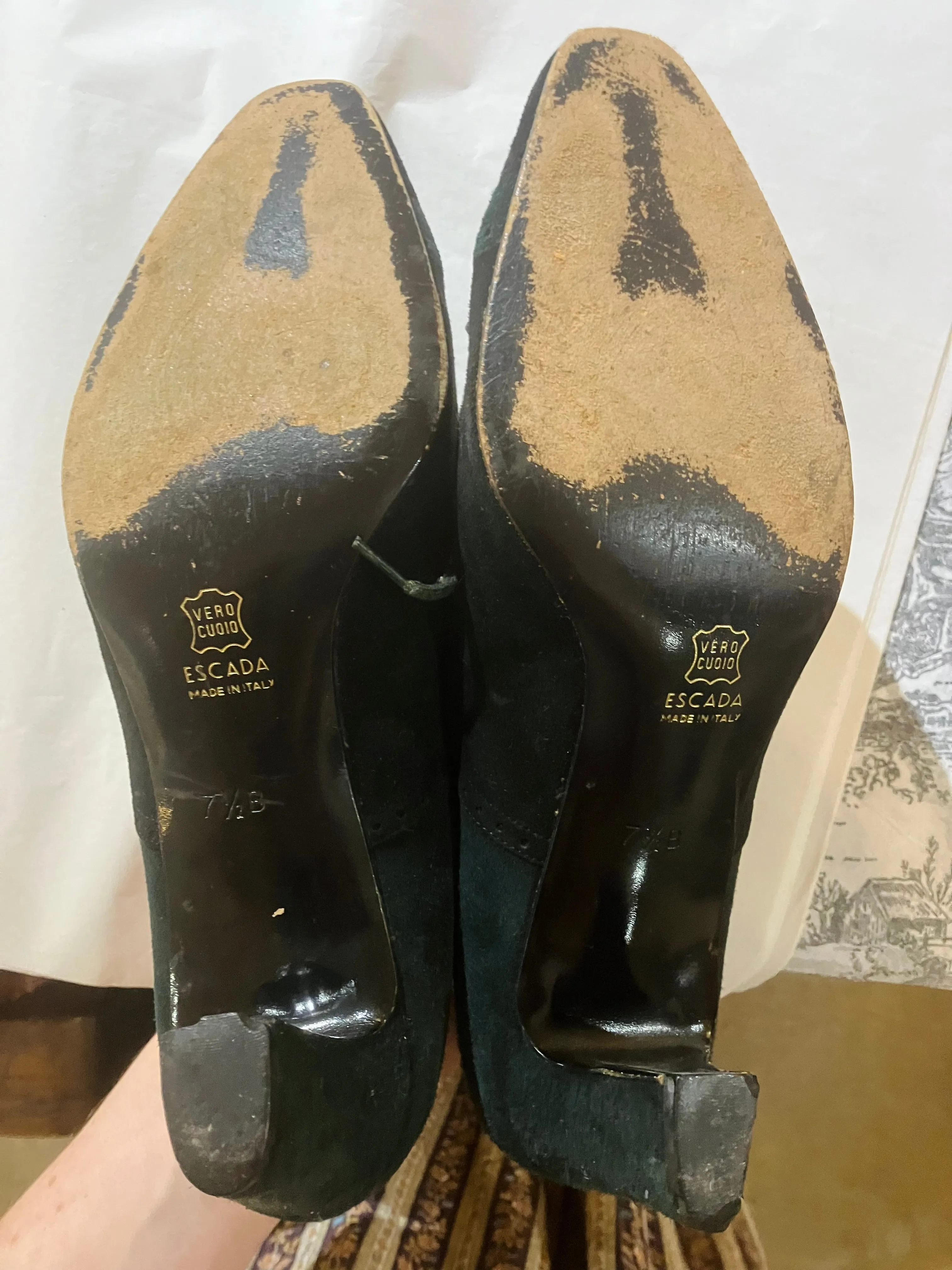 Vintage Escada Green Suede Heart Detail Lace-Ups 7.5