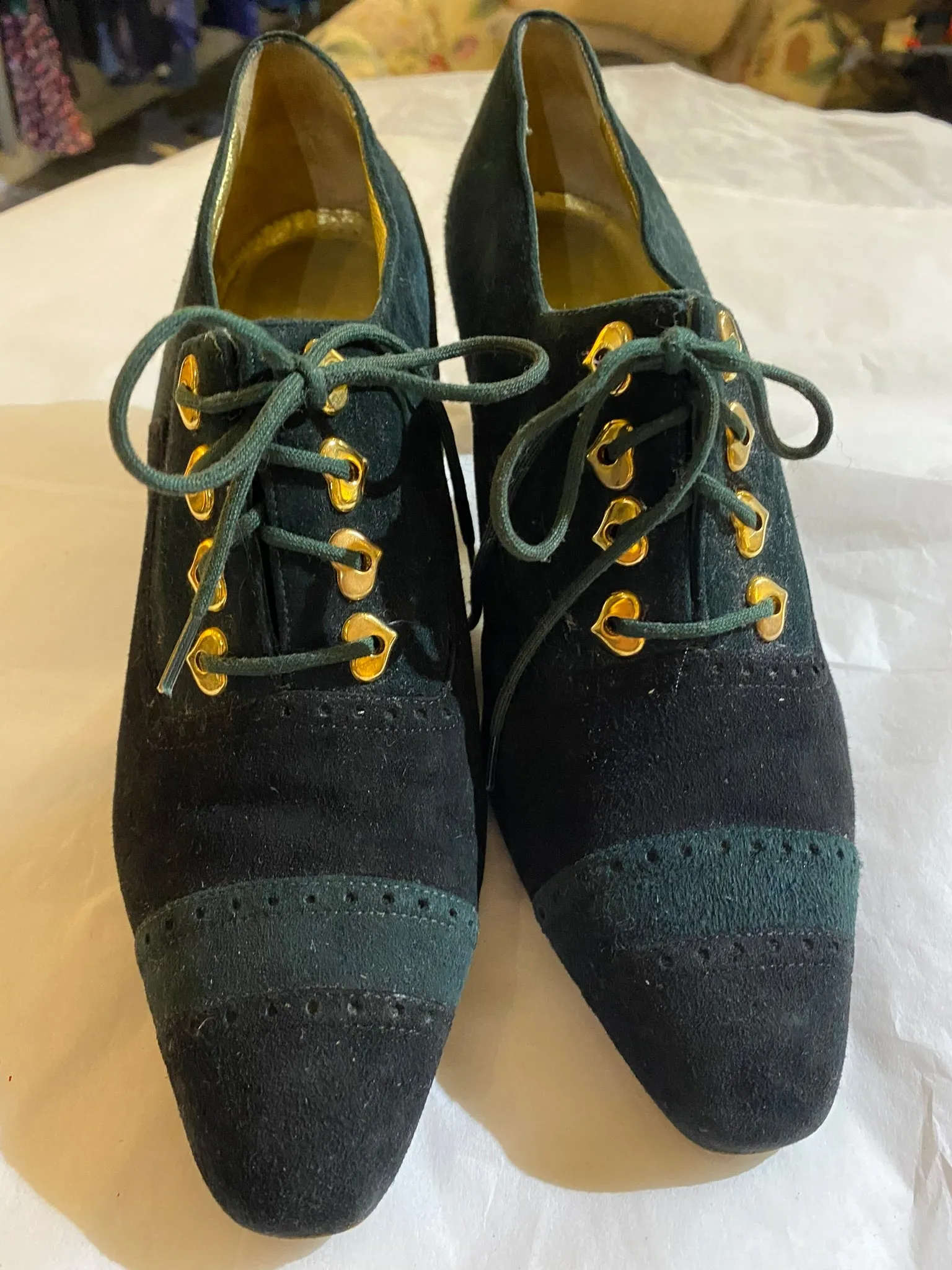 Vintage Escada Green Suede Heart Detail Lace-Ups 7.5