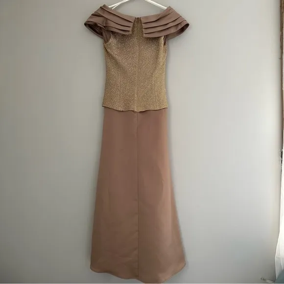 Vintage Patra gorgeous Gold and brown sparkle evening formal gown