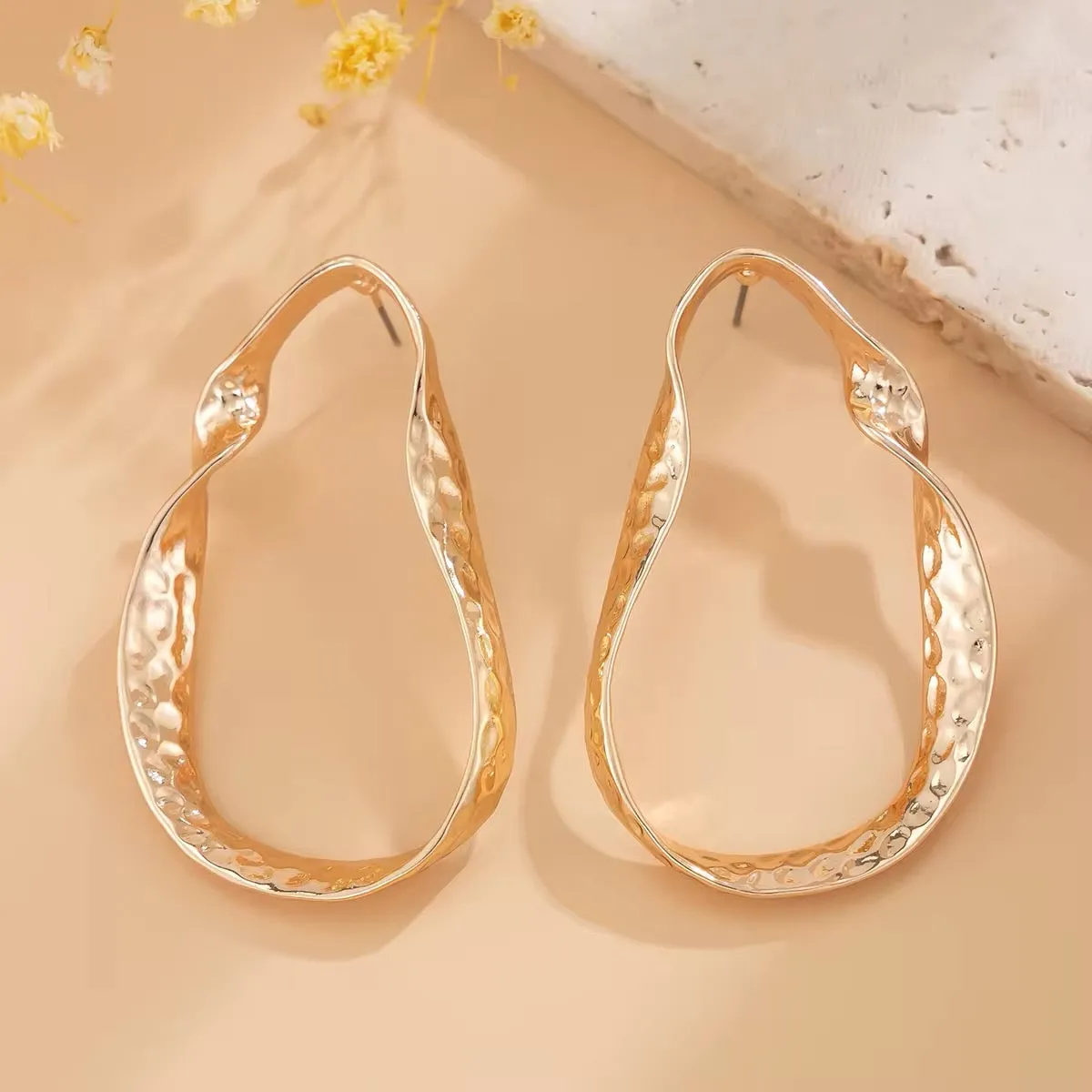 Vintage Twisted Irregular Hollow Circle Drop Earrings