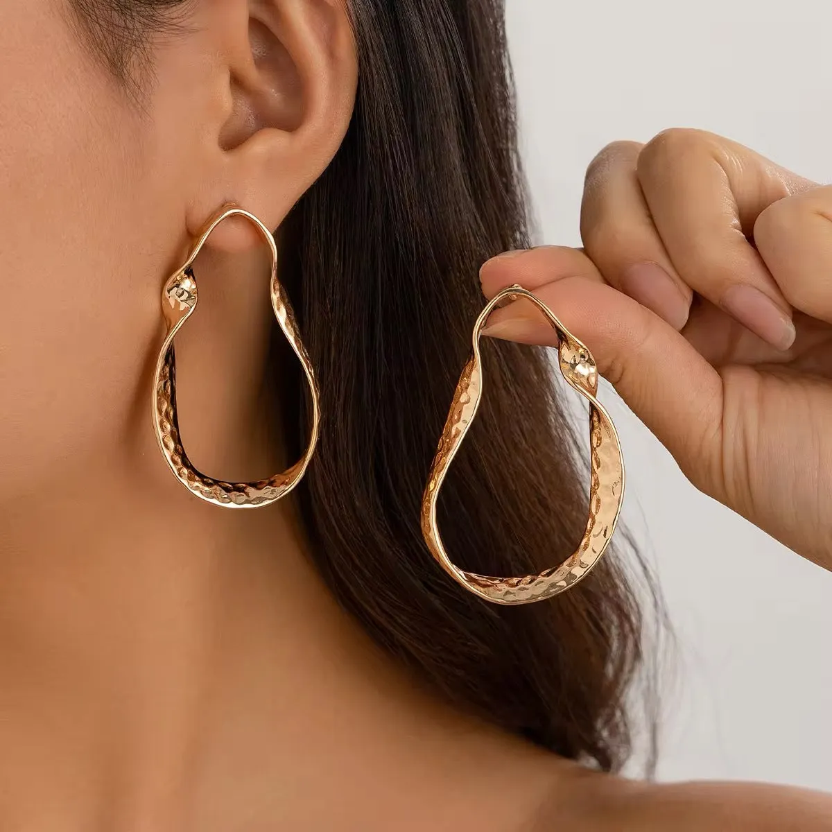 Vintage Twisted Irregular Hollow Circle Drop Earrings