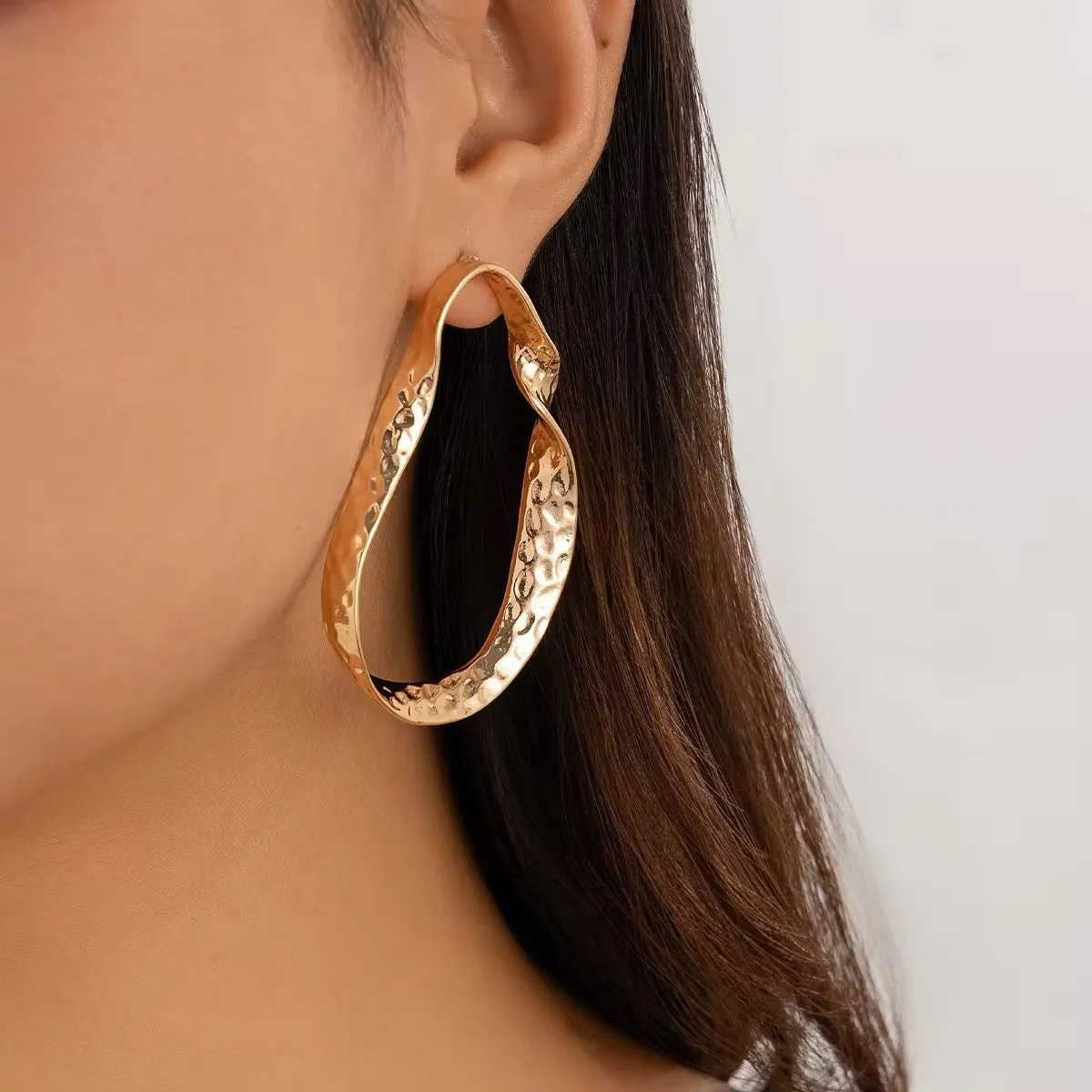 Vintage Twisted Irregular Hollow Circle Drop Earrings