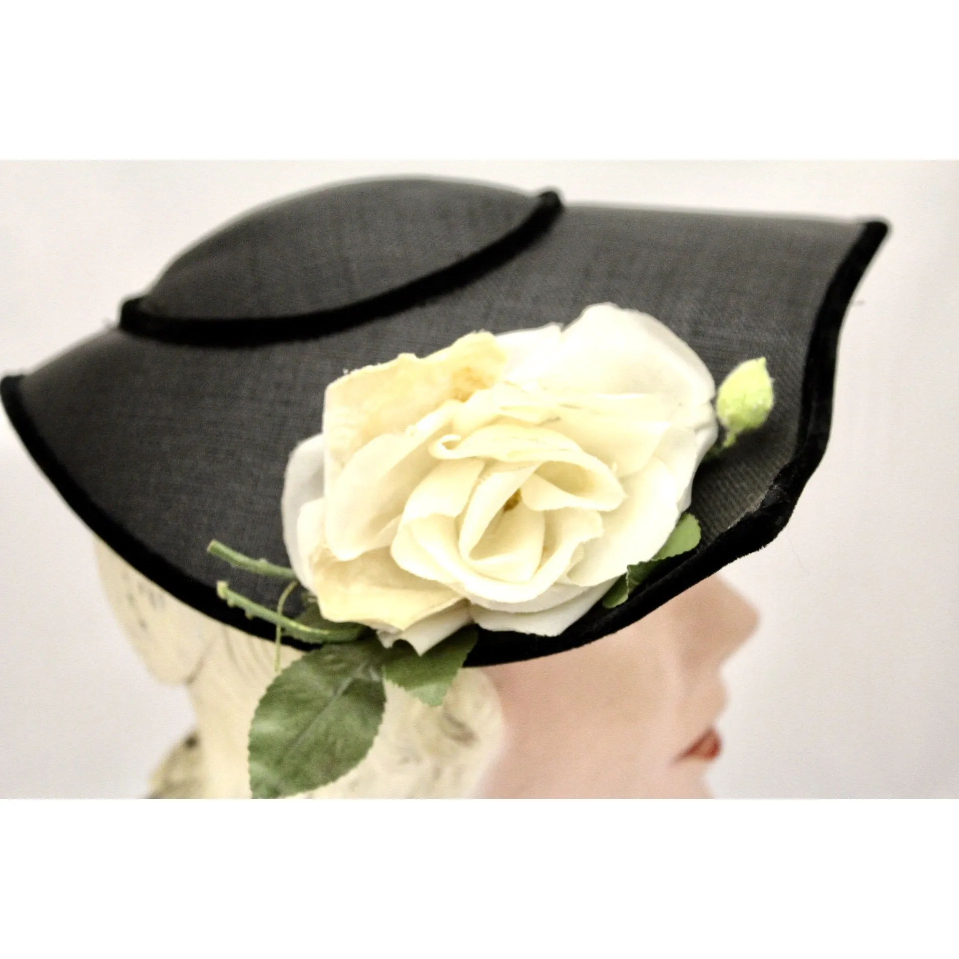 Vintage Wide Brimmed Saucer Hat Teardrop Black Straw Yellow Rose 1950s  Church Marvelous Maisel