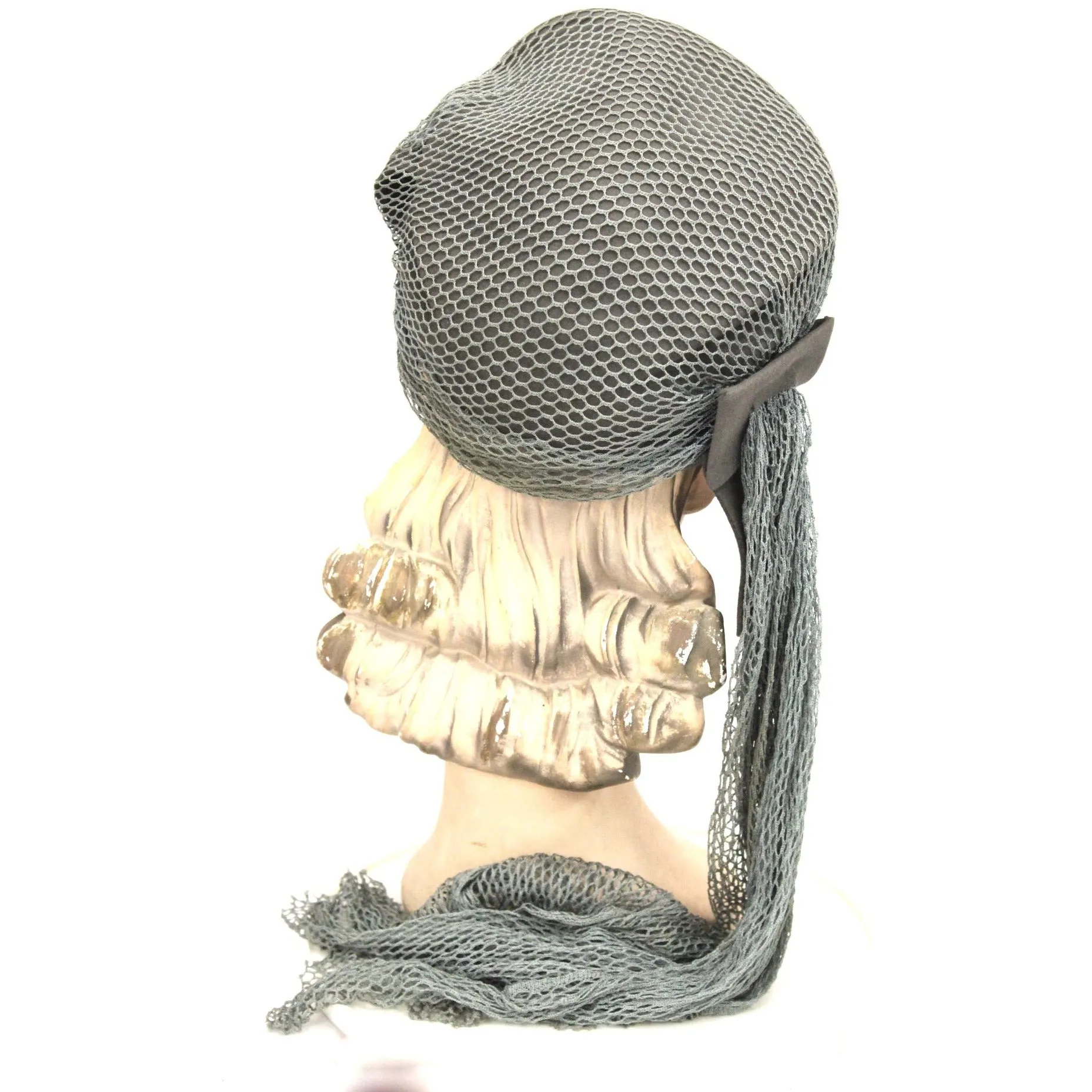Vintage Womens Hat 1940s  Woodmere Bonnet Cloche Long Net Detail Gray Turquoise 21" Head