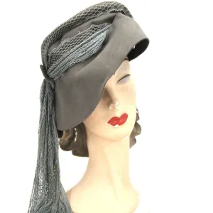 Vintage Womens Hat 1940s  Woodmere Bonnet Cloche Long Net Detail Gray Turquoise 21" Head