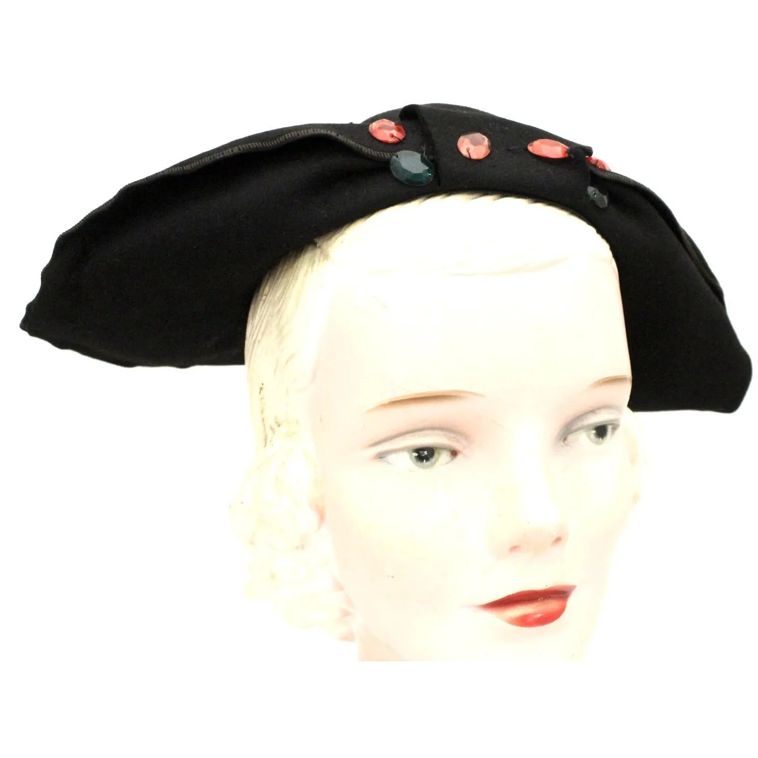 Vtg 1930s Lazarus Semi-Cloche Black Red Green Jewels Guernsey Pie