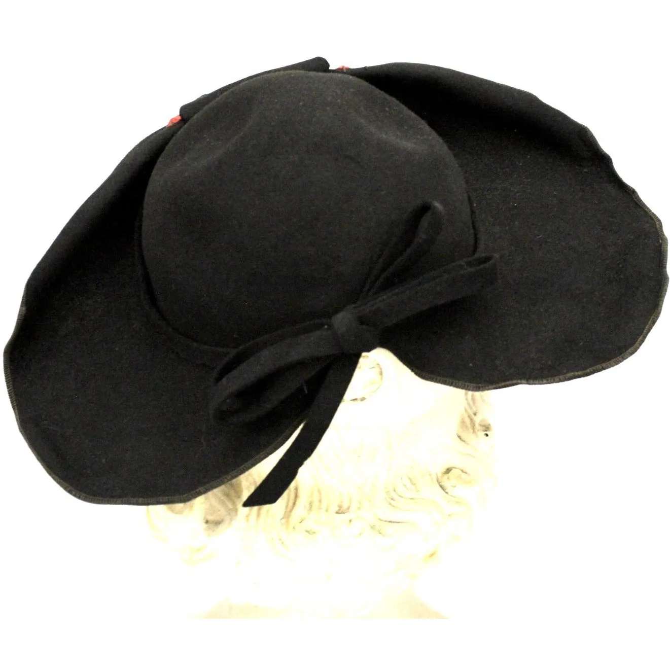 Vtg 1930s Lazarus Semi-Cloche Black Red Green Jewels Guernsey Pie