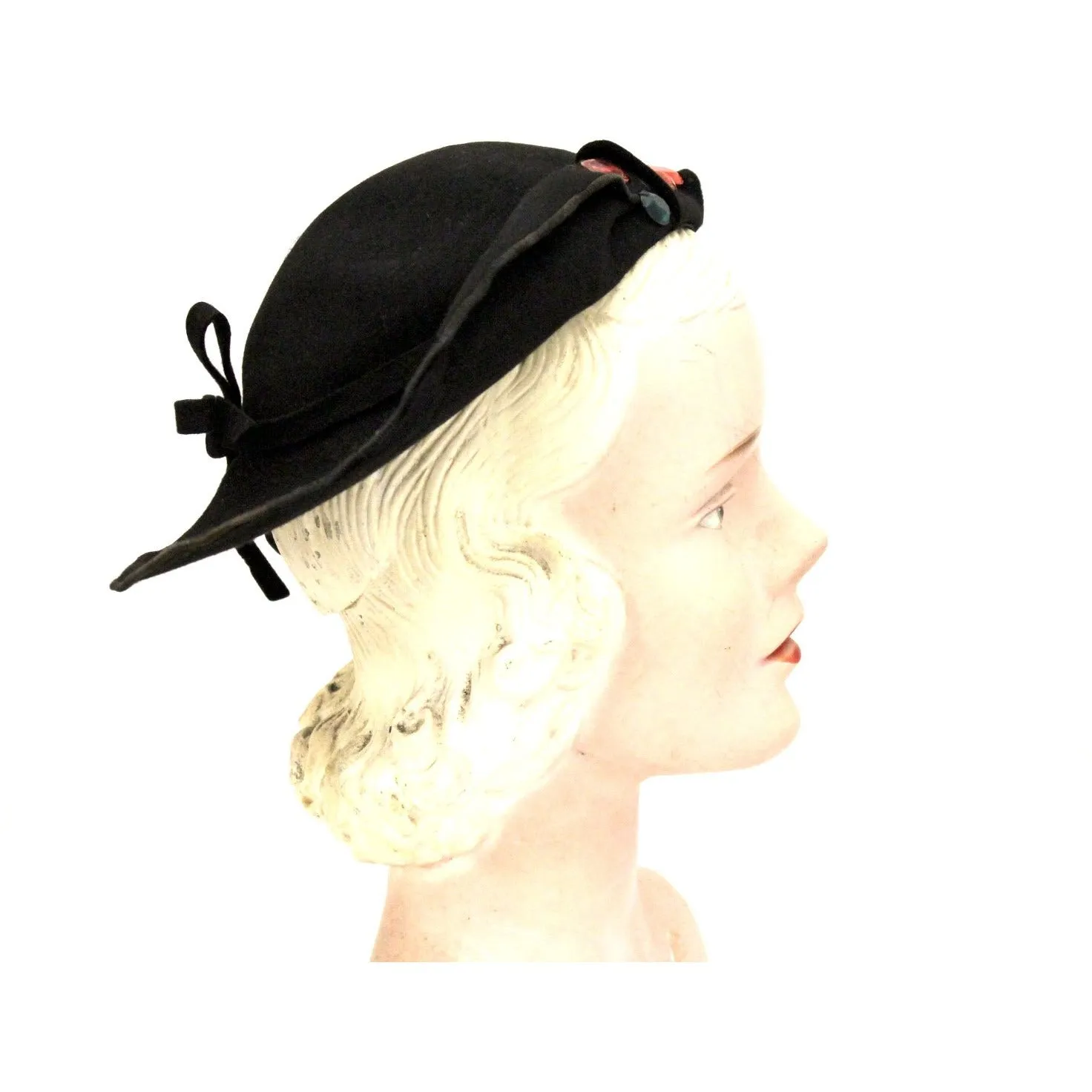 Vtg 1930s Lazarus Semi-Cloche Black Red Green Jewels Guernsey Pie