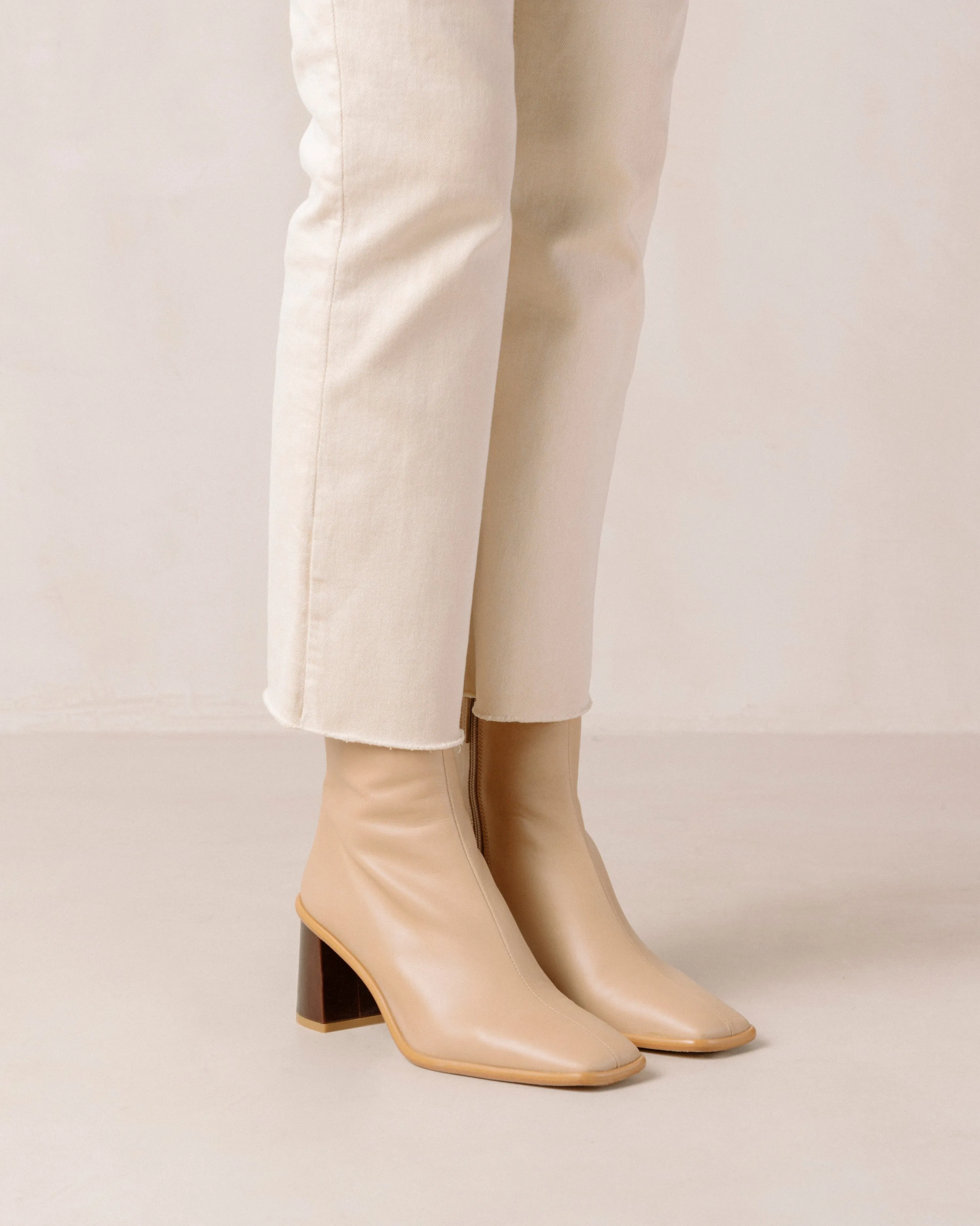 West Cape Vintage Stone Boot